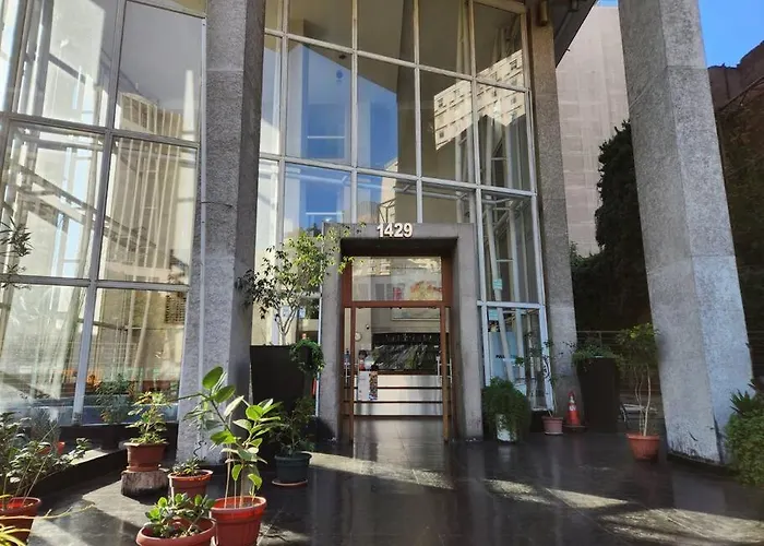 Mwc Apartments - Compania